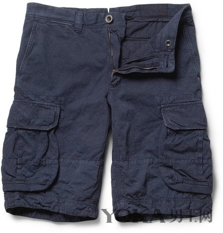 Fashionable shorts out of four matches made easy